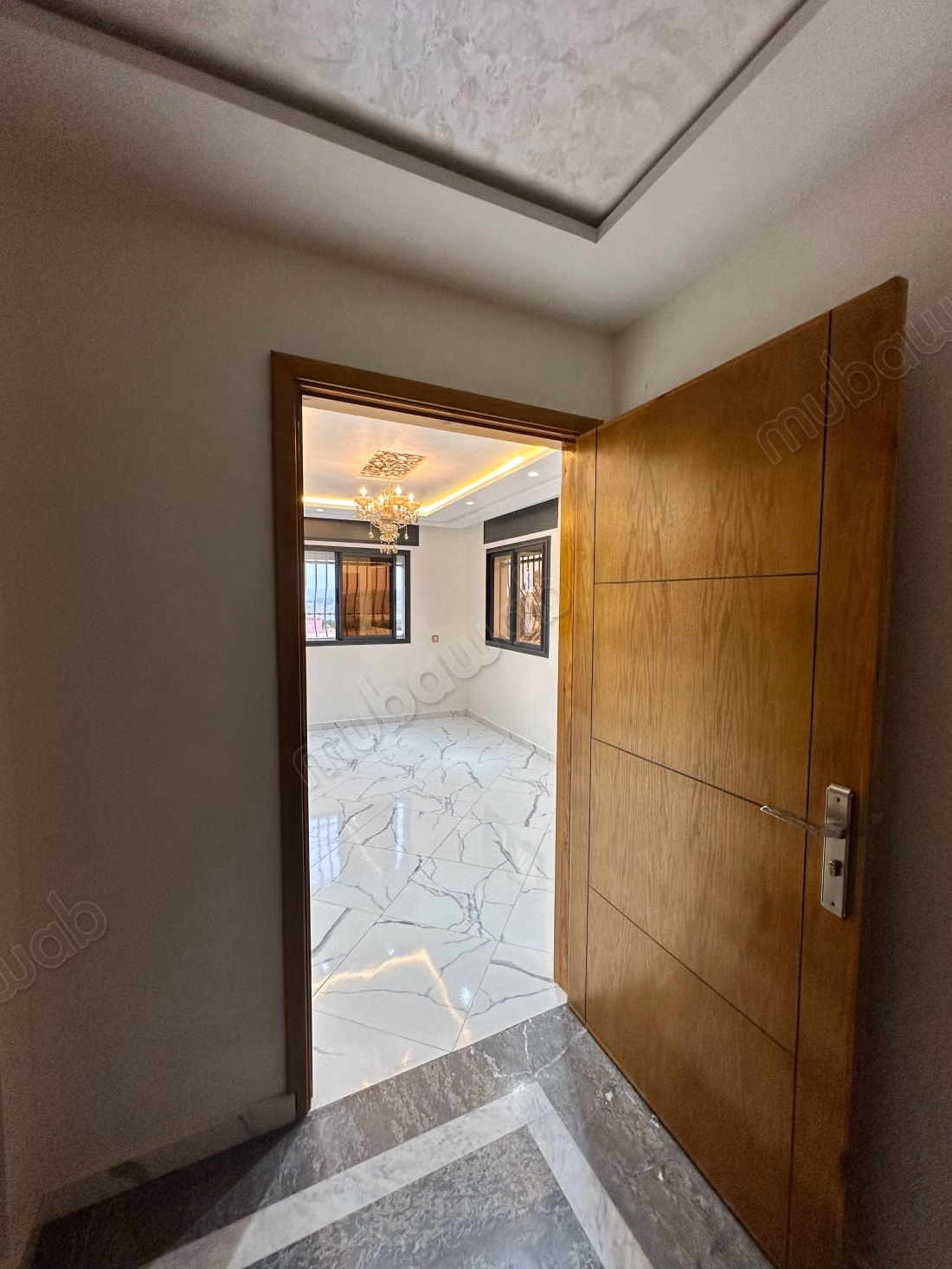 Vind uw huis te koop in Sidi Hsain. 4 mooie slaapkamers. Uitzicht op de bergen en een beveiligde deur