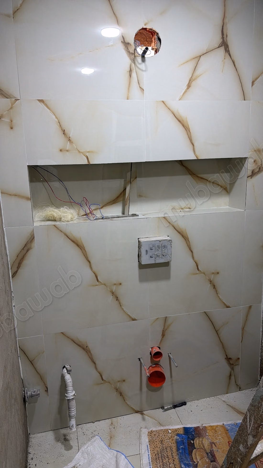 Sell apartment. 4 beautiful rooms. 
Caretaker service