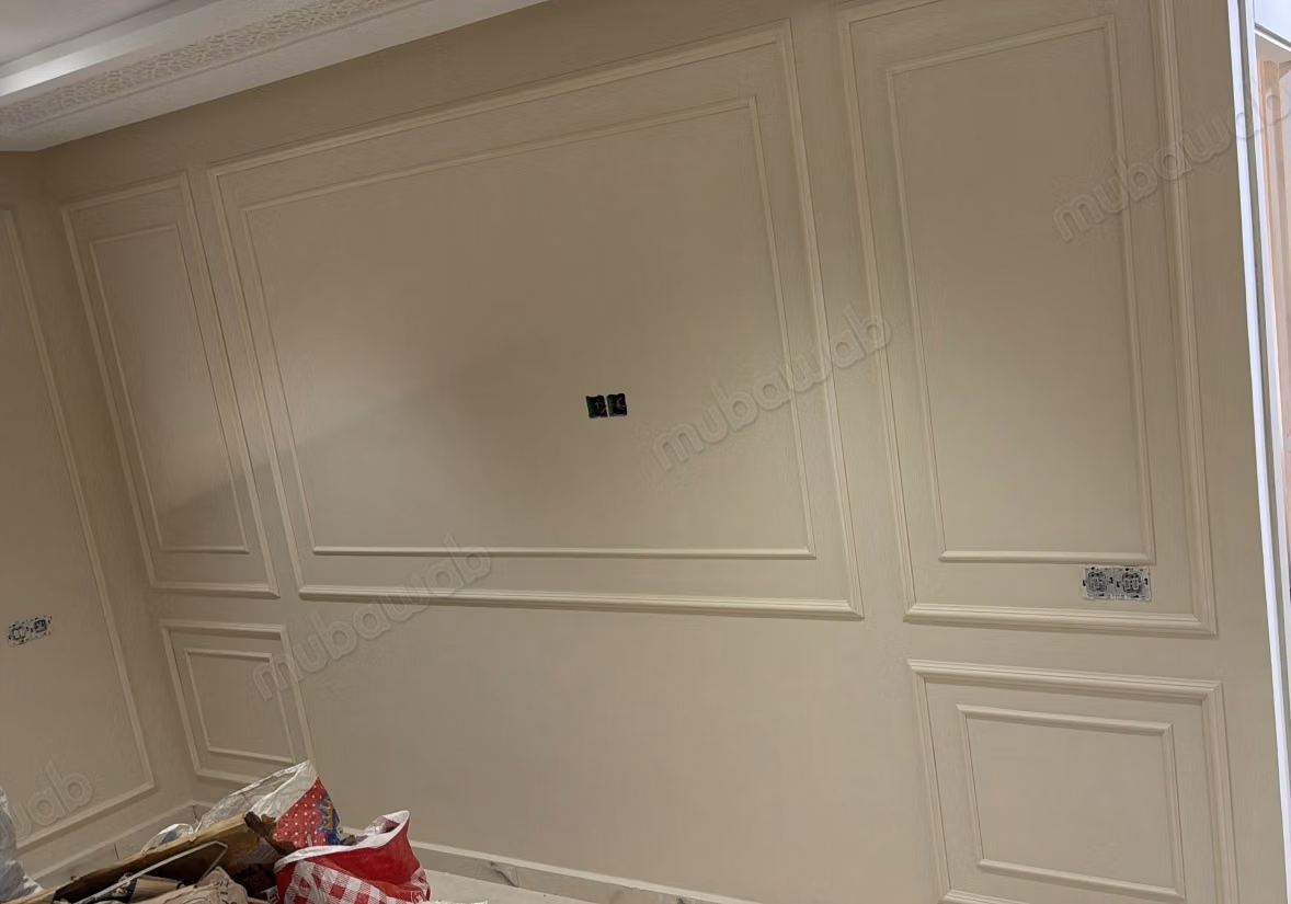 Sell apartment. 4 beautiful rooms. 
Caretaker service
