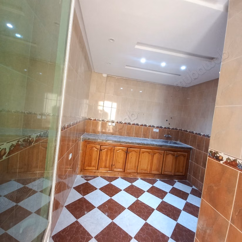 Appartement te koop in Tanja Balia. Appartement met terras van 118 meter. 100% verklaring