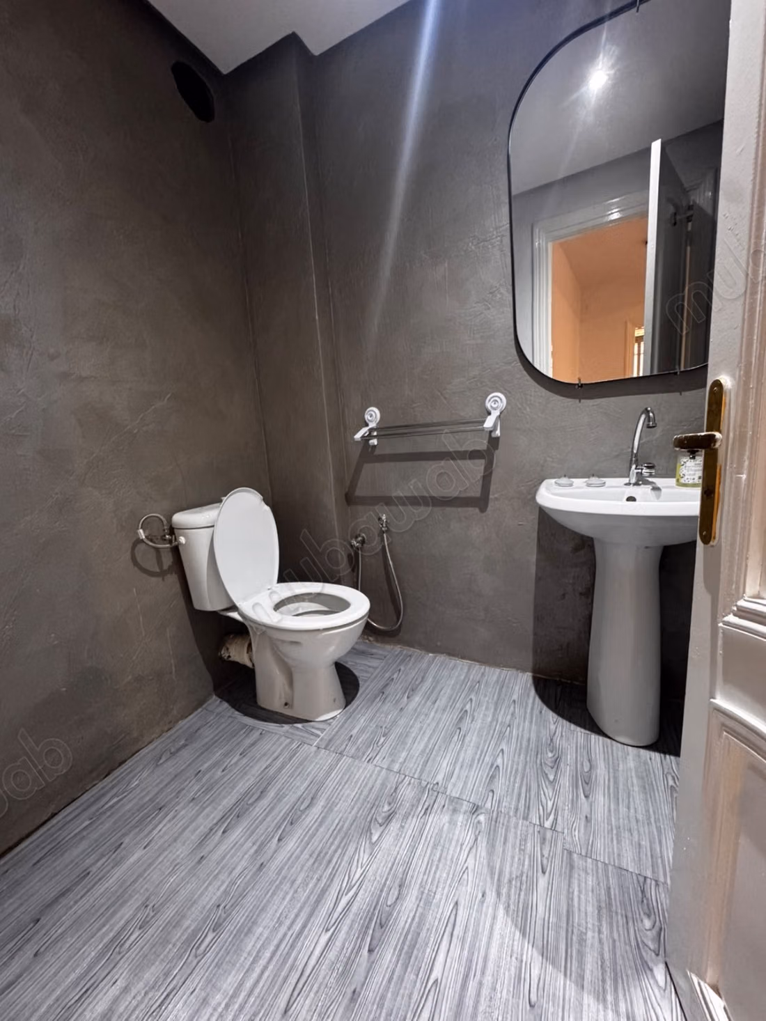 À Vendre Appartement S1 à Ennasr 1