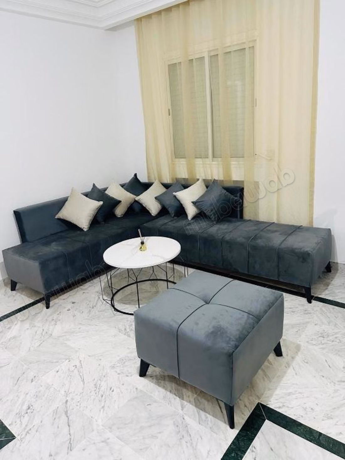 Appartement à vendre à Ain Zaghouan Sud. 1 belle chambre