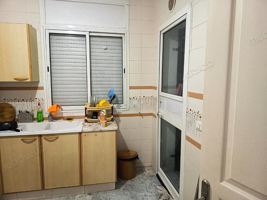 Appartement à vendre à Ain Zaghouan Sud. 1 belle chambre
