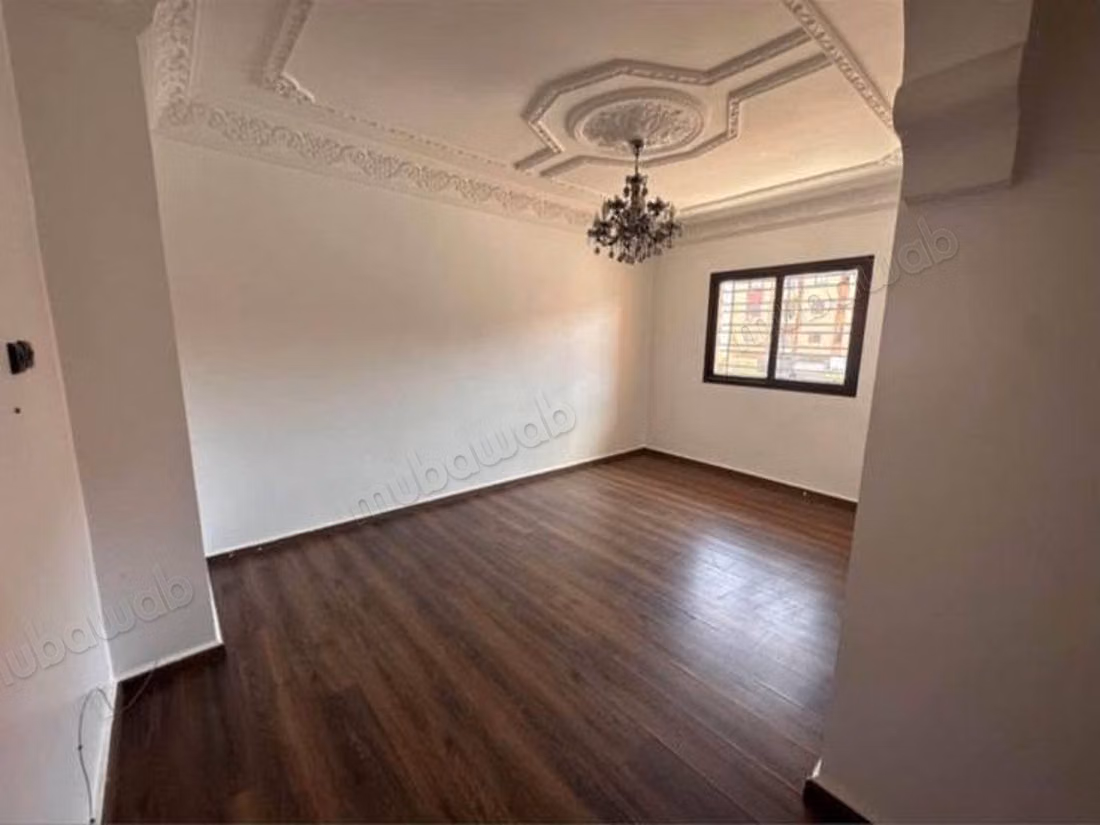 Appartement vide 2 chambres à Mabrouka
