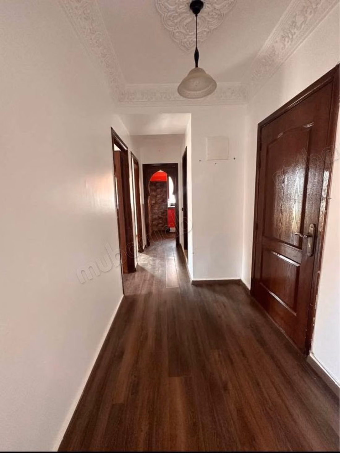 Appartement vide 2 chambres à Mabrouka