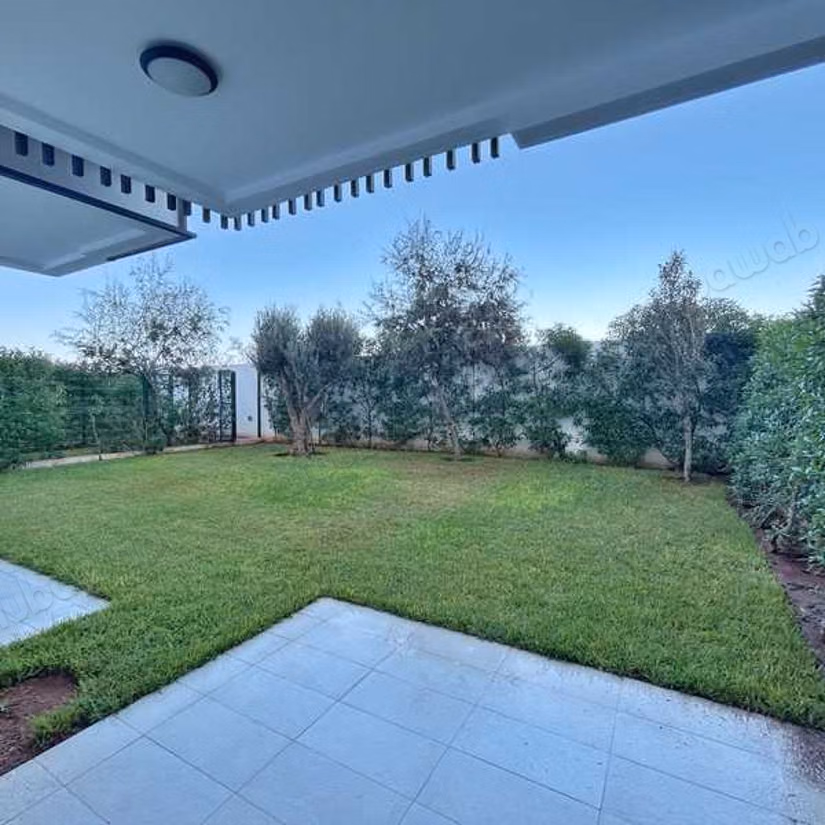 Appartement à Louer de 213.0 m² à Casablanca, Ain Diab