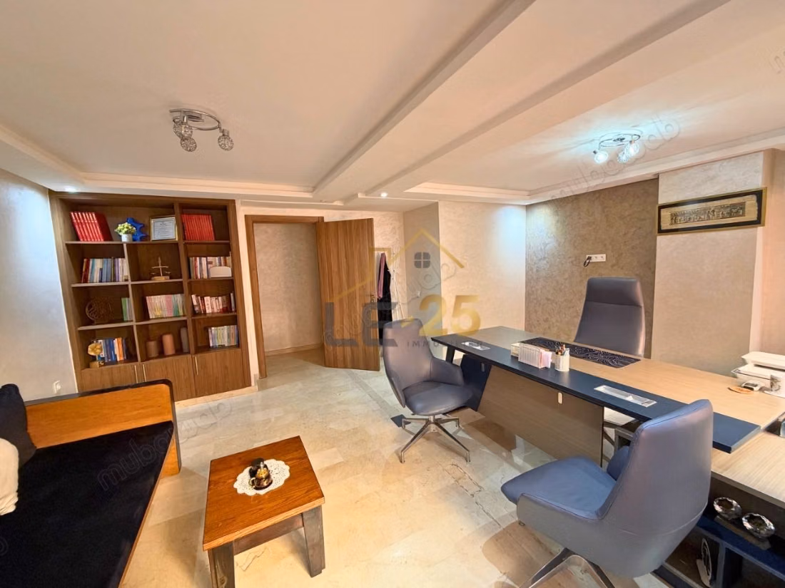 Duplex Polyvalent De 104 M² À Louer À Semlalia