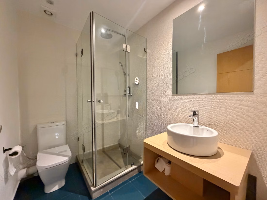 Appartement en location à Oasis. 4 pièces confortables. Bien meublé