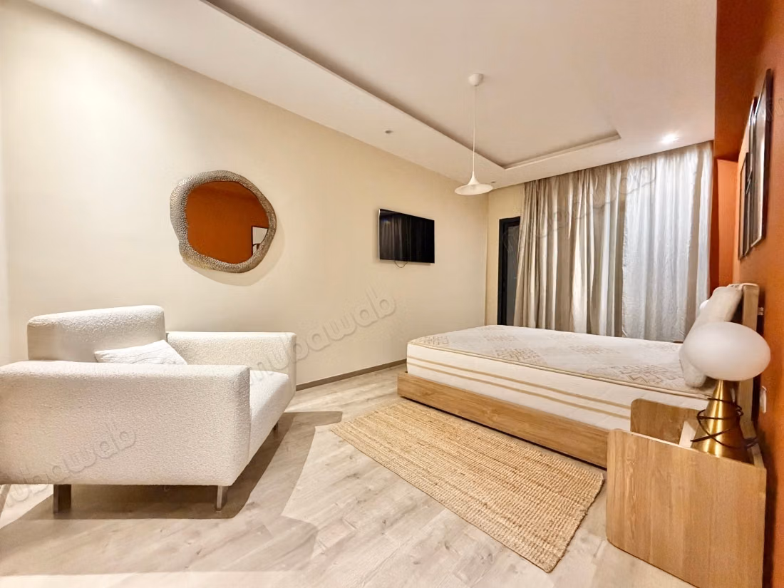 Appartement en location à Oasis. 4 pièces confortables. Bien meublé