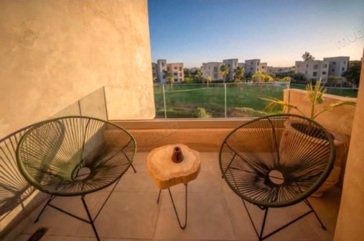 Appartement meublé en sous location avec piscine