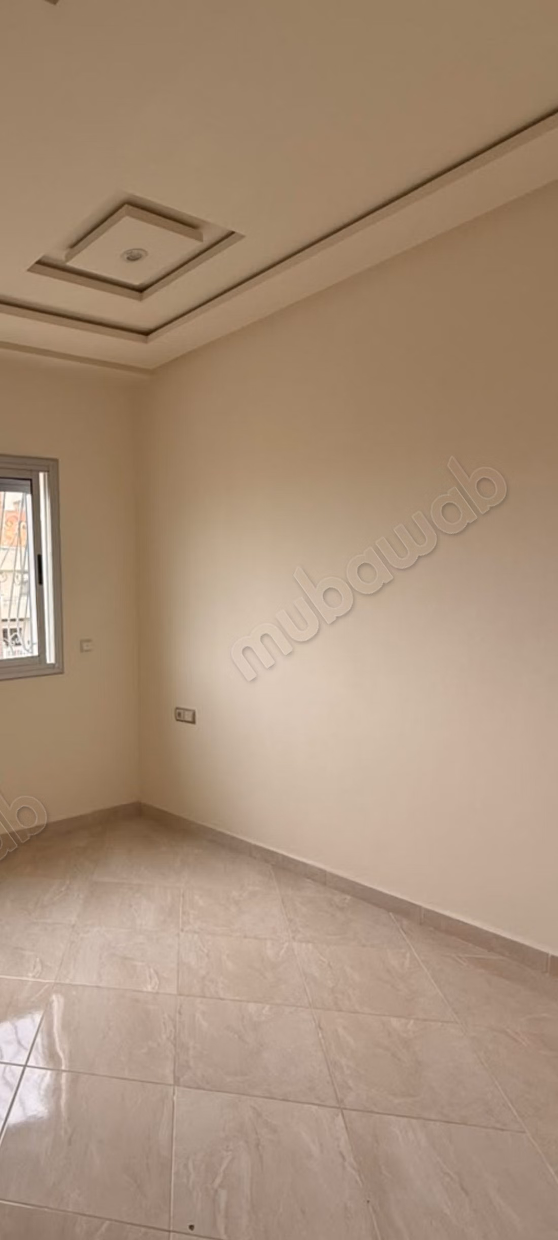 Bel appartement à louer à Iberia. 3 chambres. Ascenseur