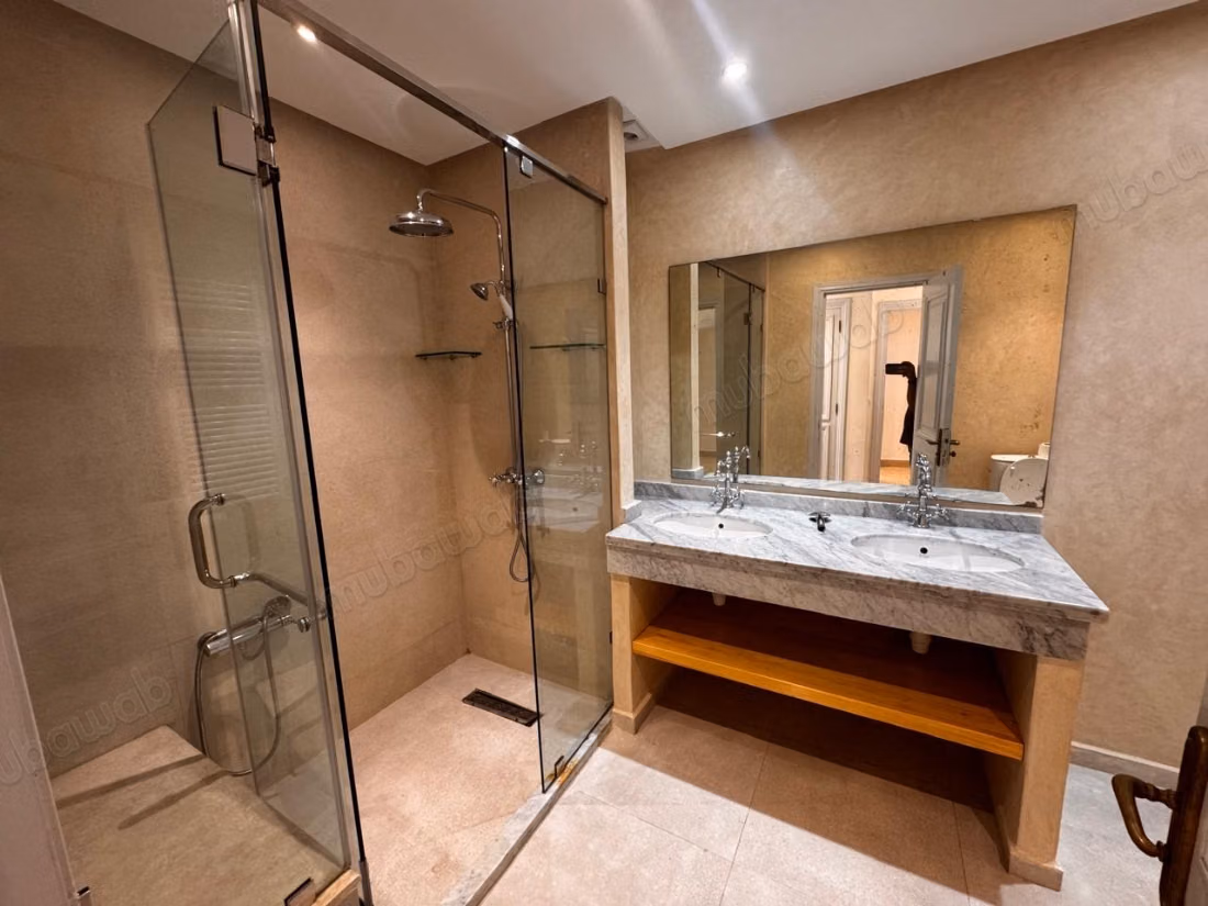 Appartement à louer au triangle d'or