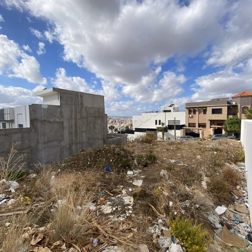 Terrain titré de 359 m² à vendre