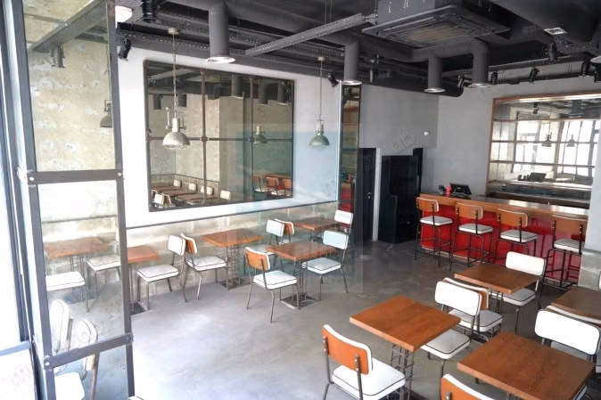 DL. 1043: Restaurant à louer à Gauthier