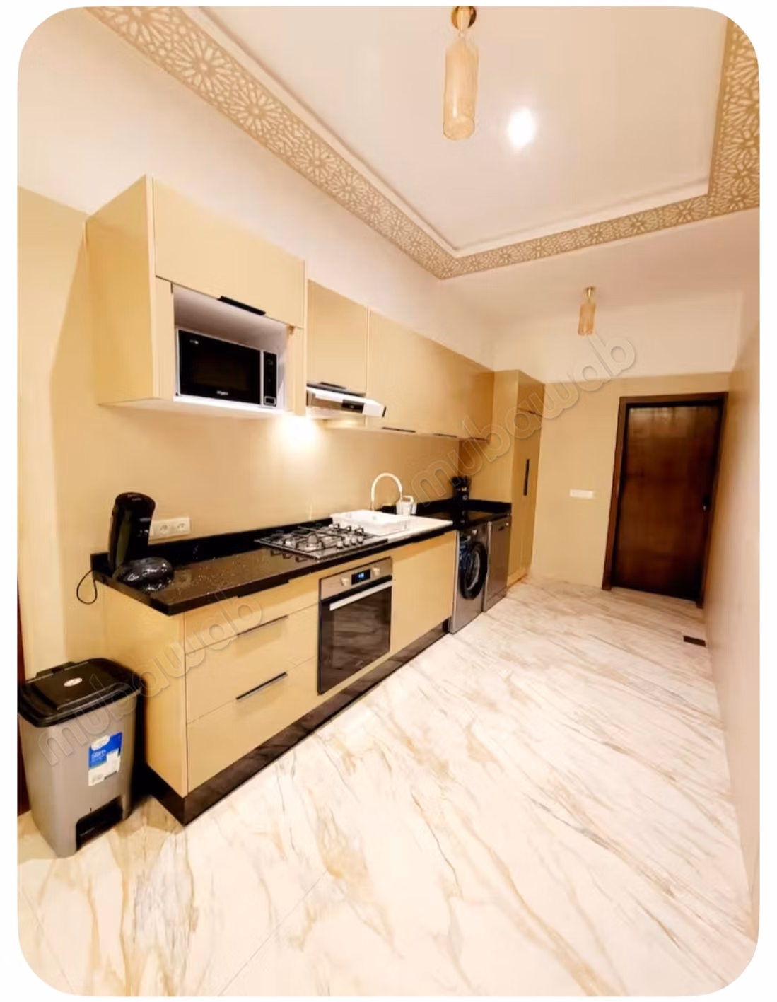 Villa de Luxe Meublé 4 suites 
Piscine Privé 3000m2