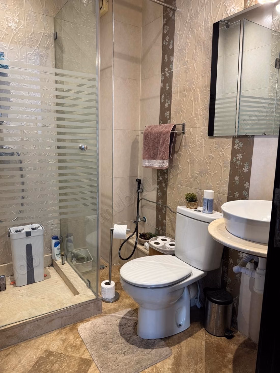 In affitto arredato: Magnifico appartamento con 2 camere da letto di 135 m nel cuore del quartiere delle principesse a Casablanca