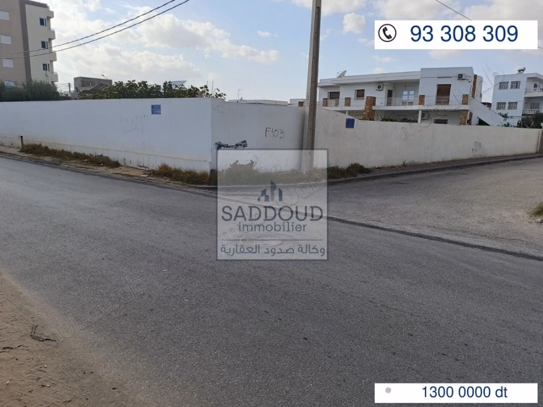 Terrain à vendre avec ancien villa R4