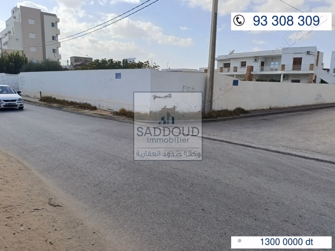 Terrain à vendre avec ancien villa R4