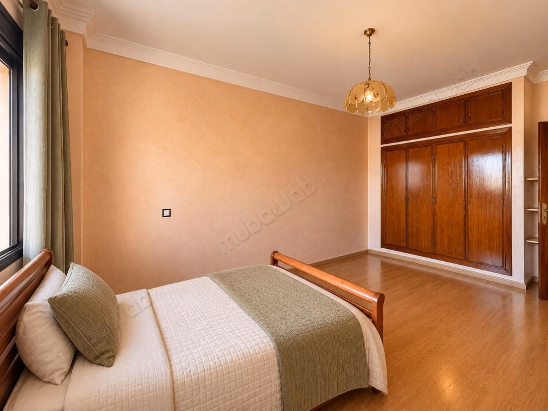 Huis te koop in Hay Firdaouss. 5 aangename kamers. Goed ingericht
