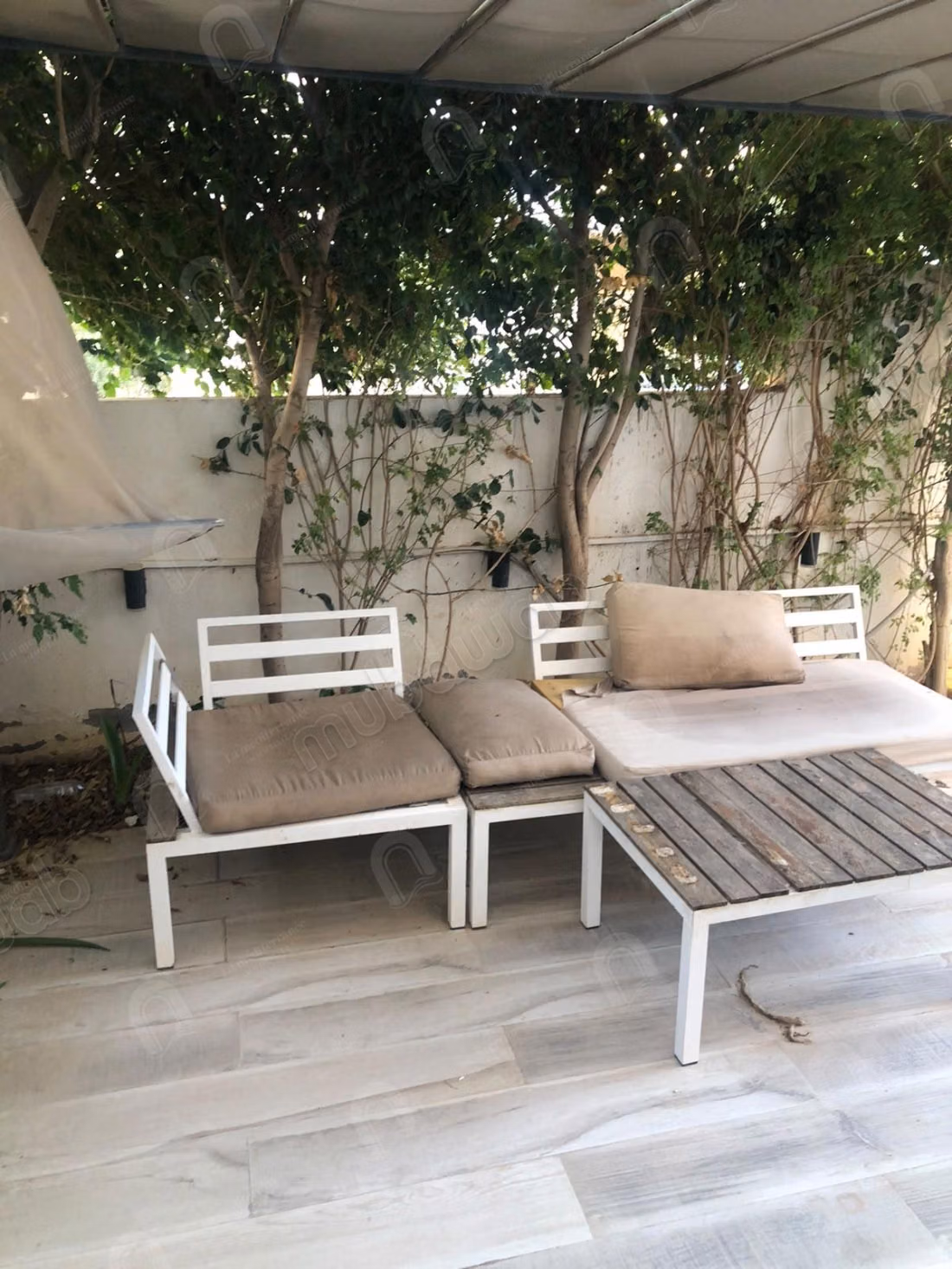 A louer s3 RDC meublé à jardin d'el menzah 2