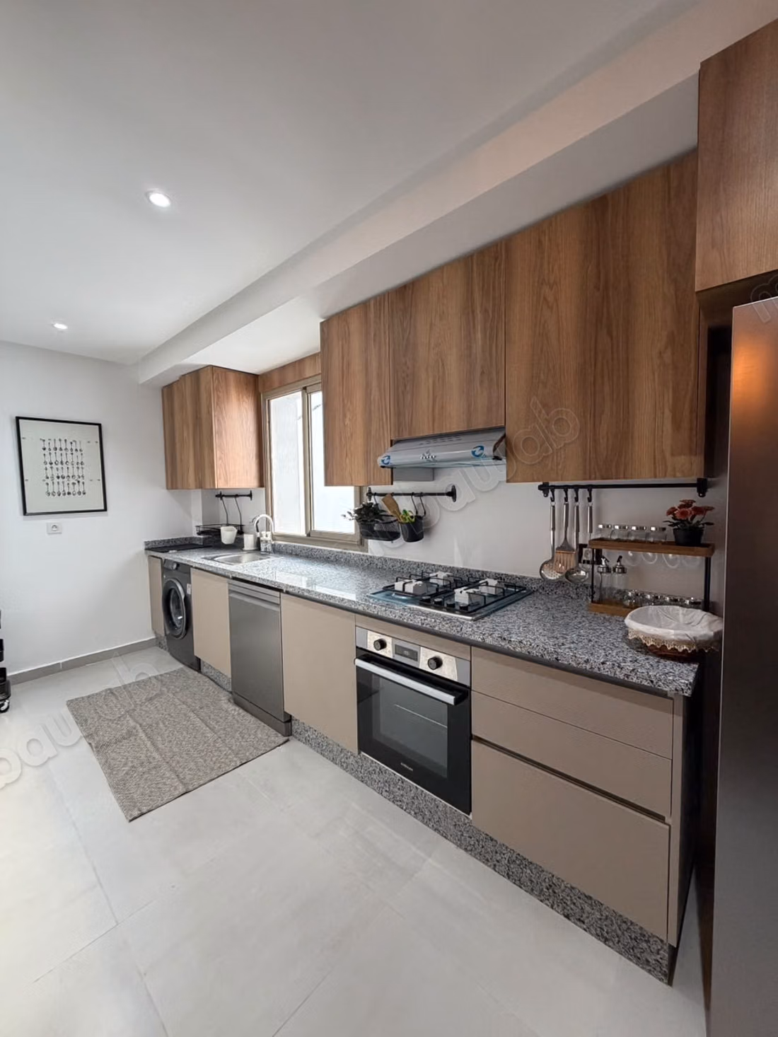 Appartement meublé 3 ch. À Ahlan, 
Tanger