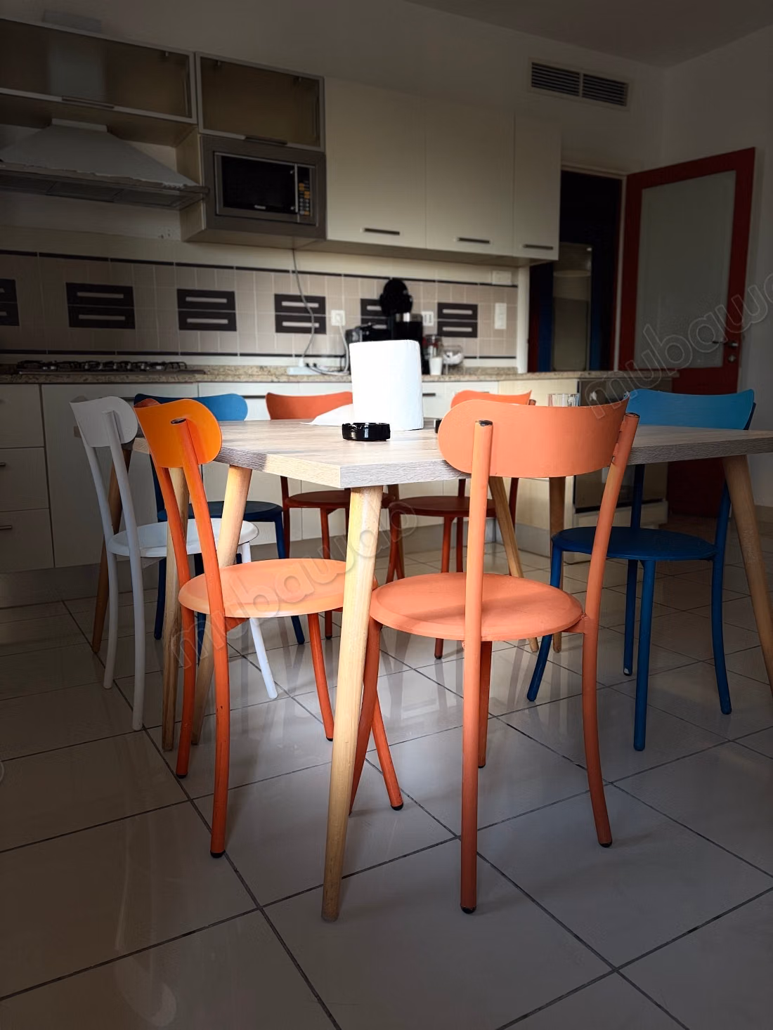 A ready-to-use office space