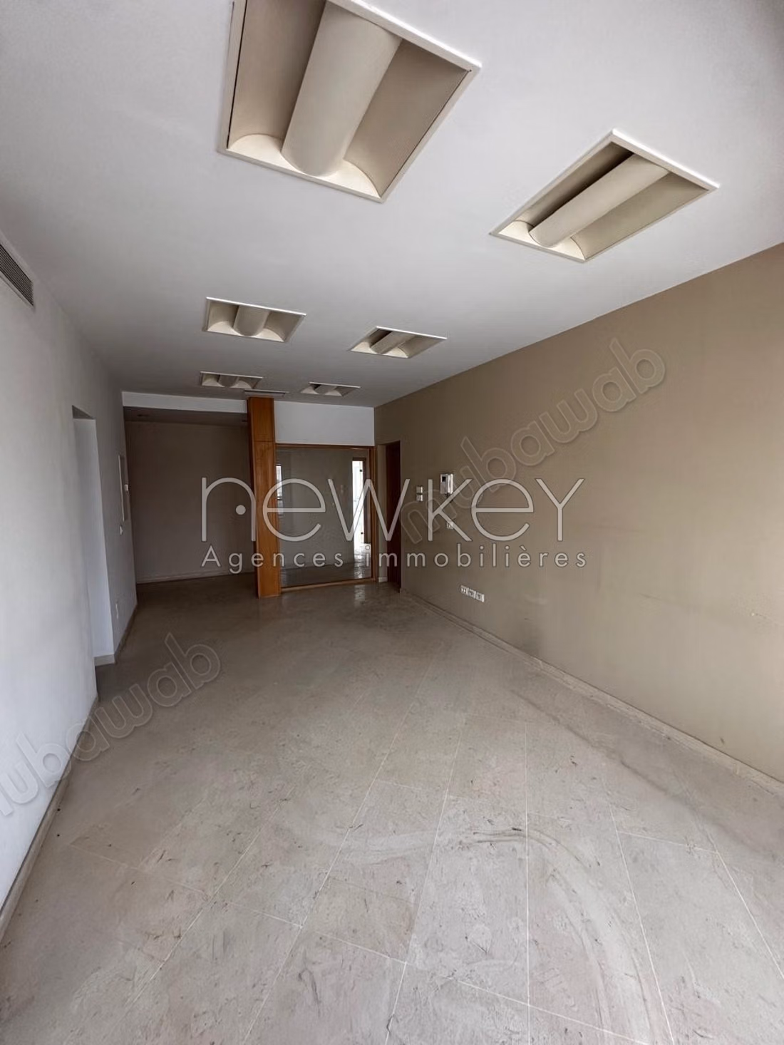 Office rental at Lake 1 on 5 levels