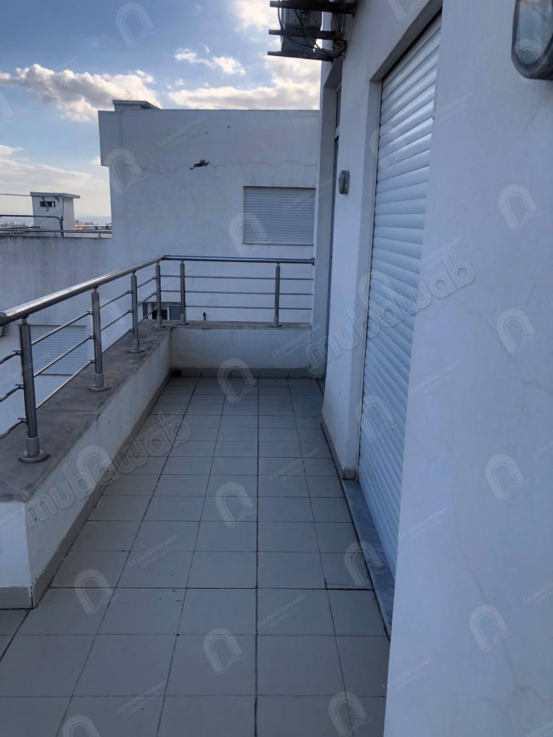 A louer un appartement s2 à jardin d'el menzah