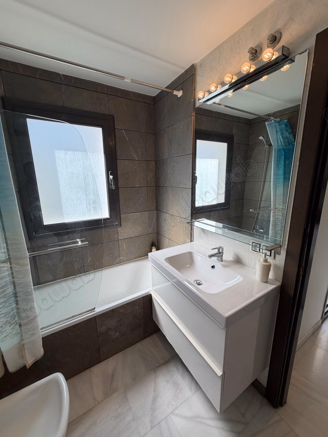 Appartement met uitzicht op zee te koop op Boulevard Mohamed 6
