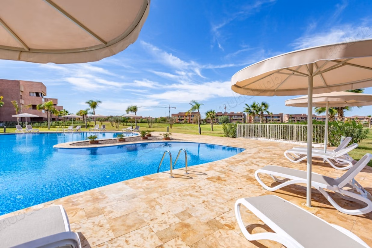 Prestigia Saphir – Superbe appartement Appartement meublé 3 pièces en rez de jardin à louer – avec jardin privatif, accès golf et 4 piscines