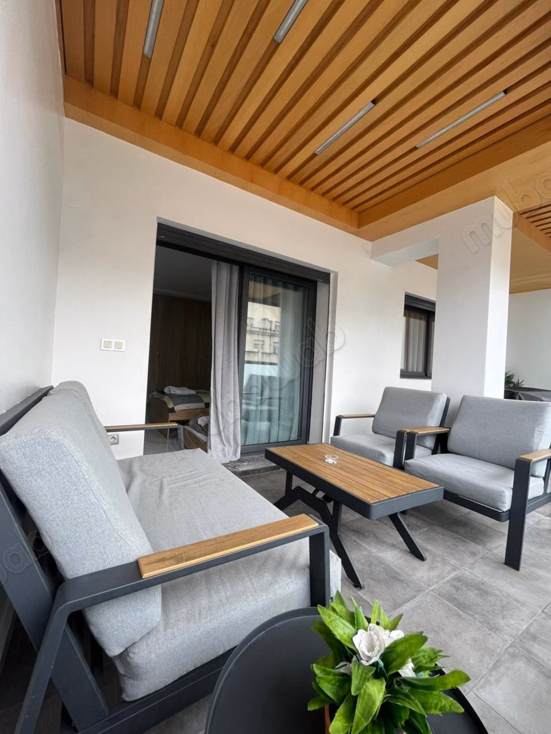 Duplex de luxe à louer rooftop privé avec jacuzzi
