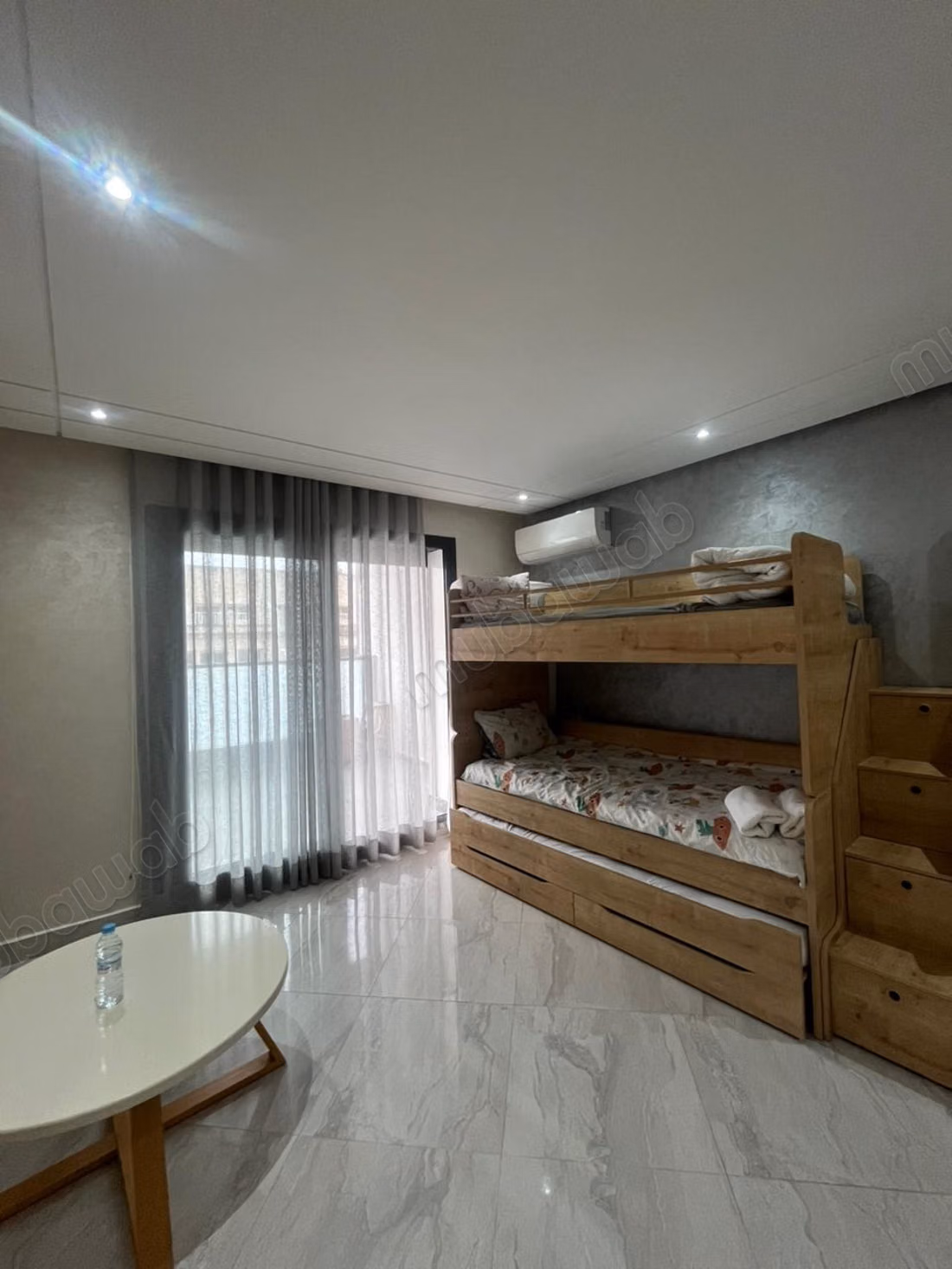 Duplex de luxe à louer rooftop privé avec jacuzzi