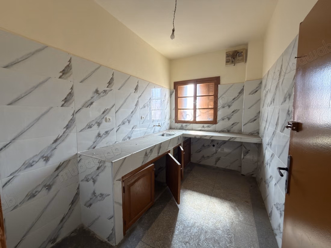 Immeuble à fort potentiel 
Massira