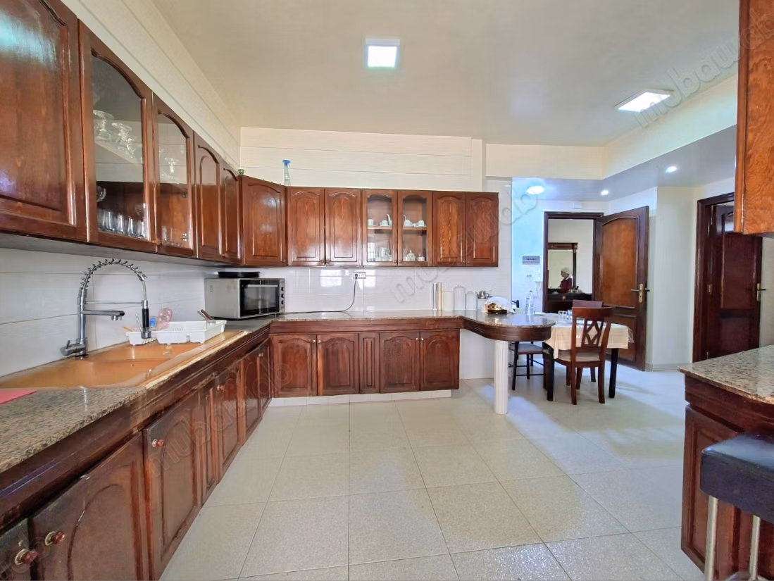 Duplex haut standing à vendre racine