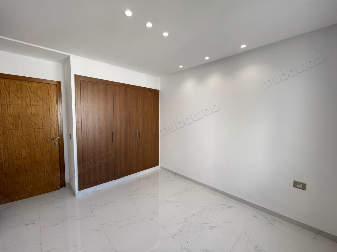 A louer un appartement en s1 semi meublé l'aouina