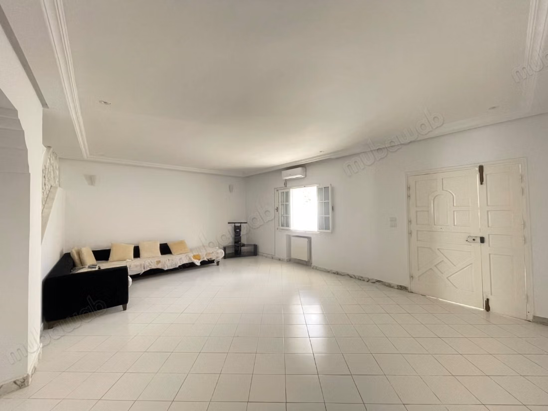In affitto una villa a L'Aouina città Salama