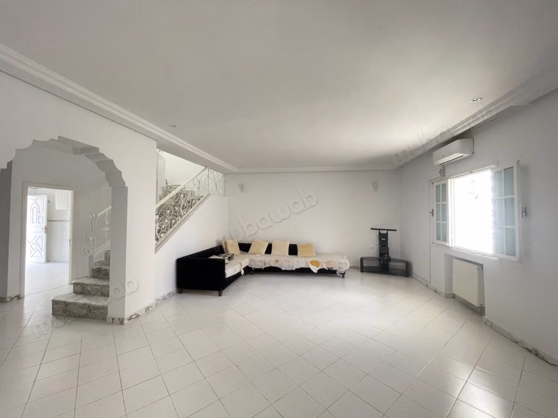 In affitto una villa a L'Aouina città Salama