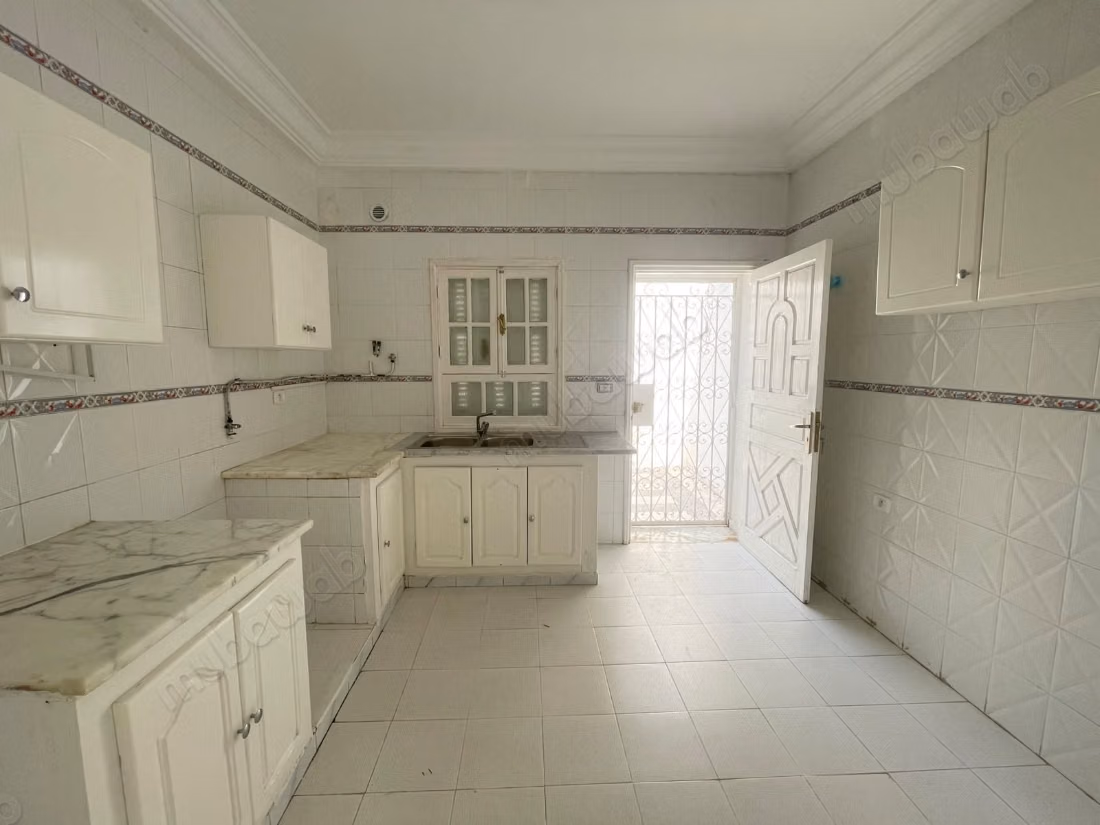 In affitto una villa a L'Aouina città Salama