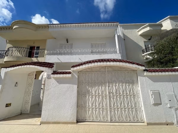 In affitto una villa a L'Aouina città Salama