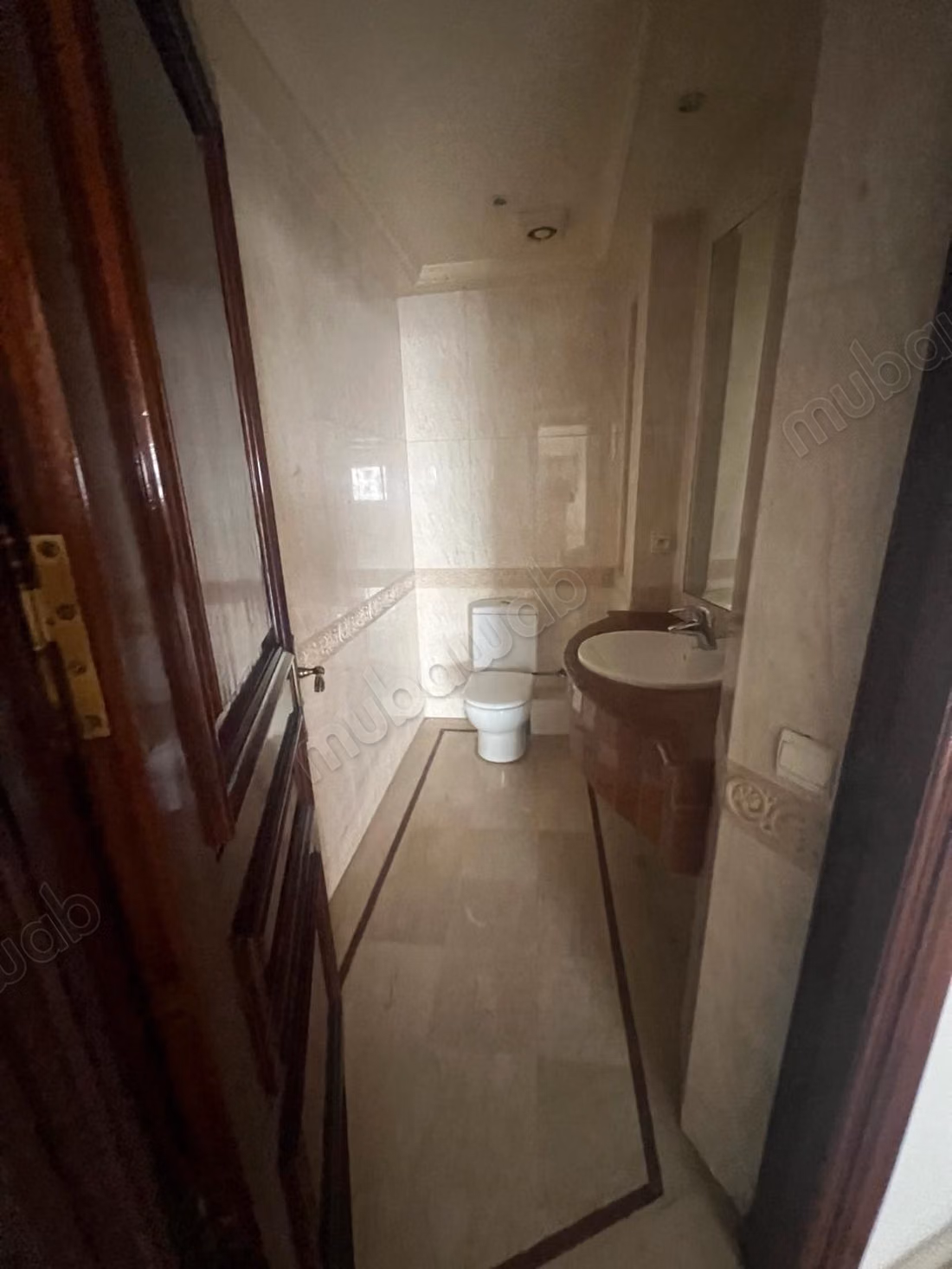 Appartement en vente à Racine. 3 chambres agréables. Porte blindée et résidence sécurisée