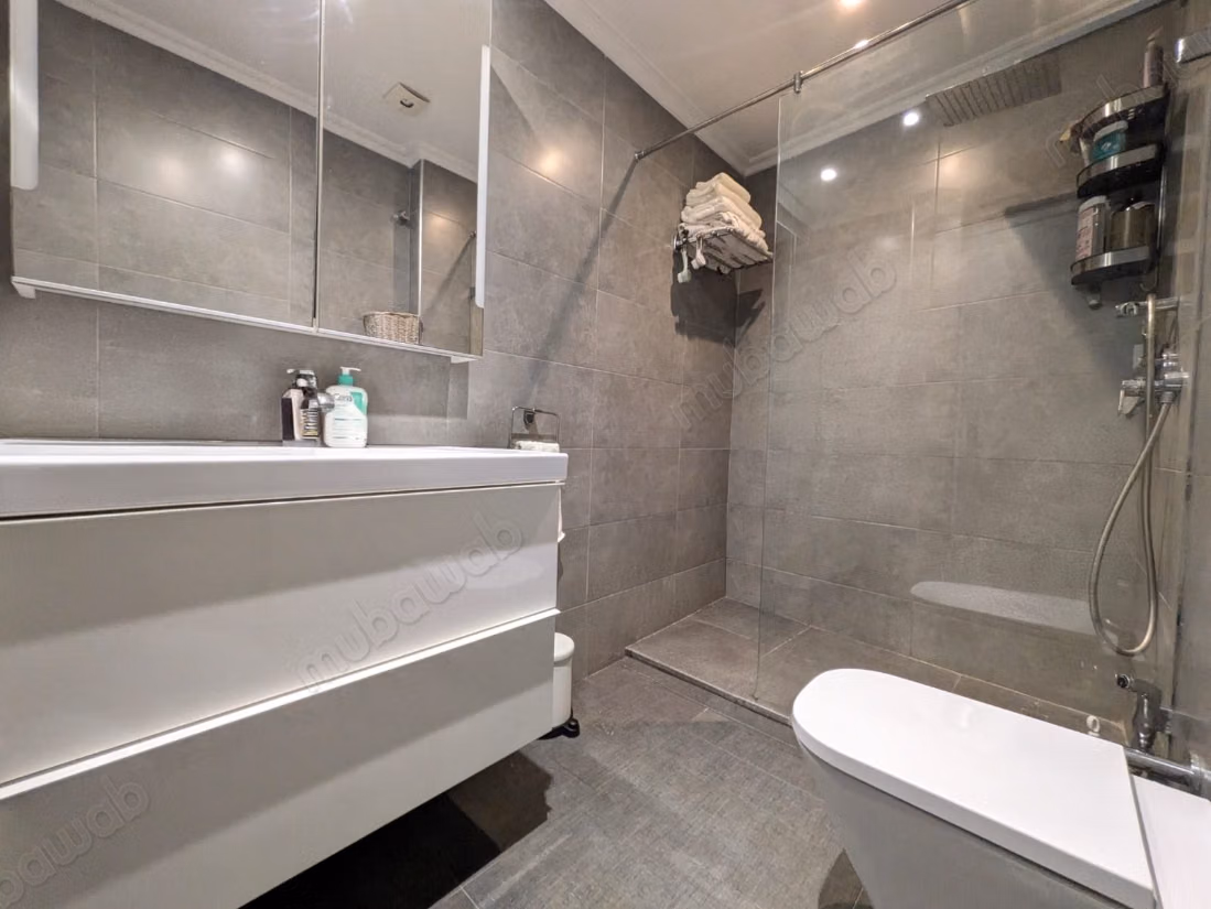 Sale of a beautiful apartment in Maârif. Area 128 m². Elevator and garage