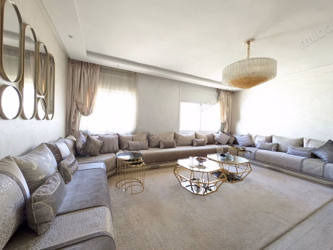 Sale of a beautiful apartment in Maârif. Area 128 m². Elevator and garage