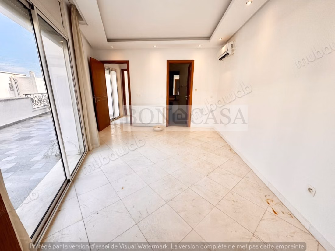 S2 Empty/Furnished Apartment for Rent in the Heart of Marsa