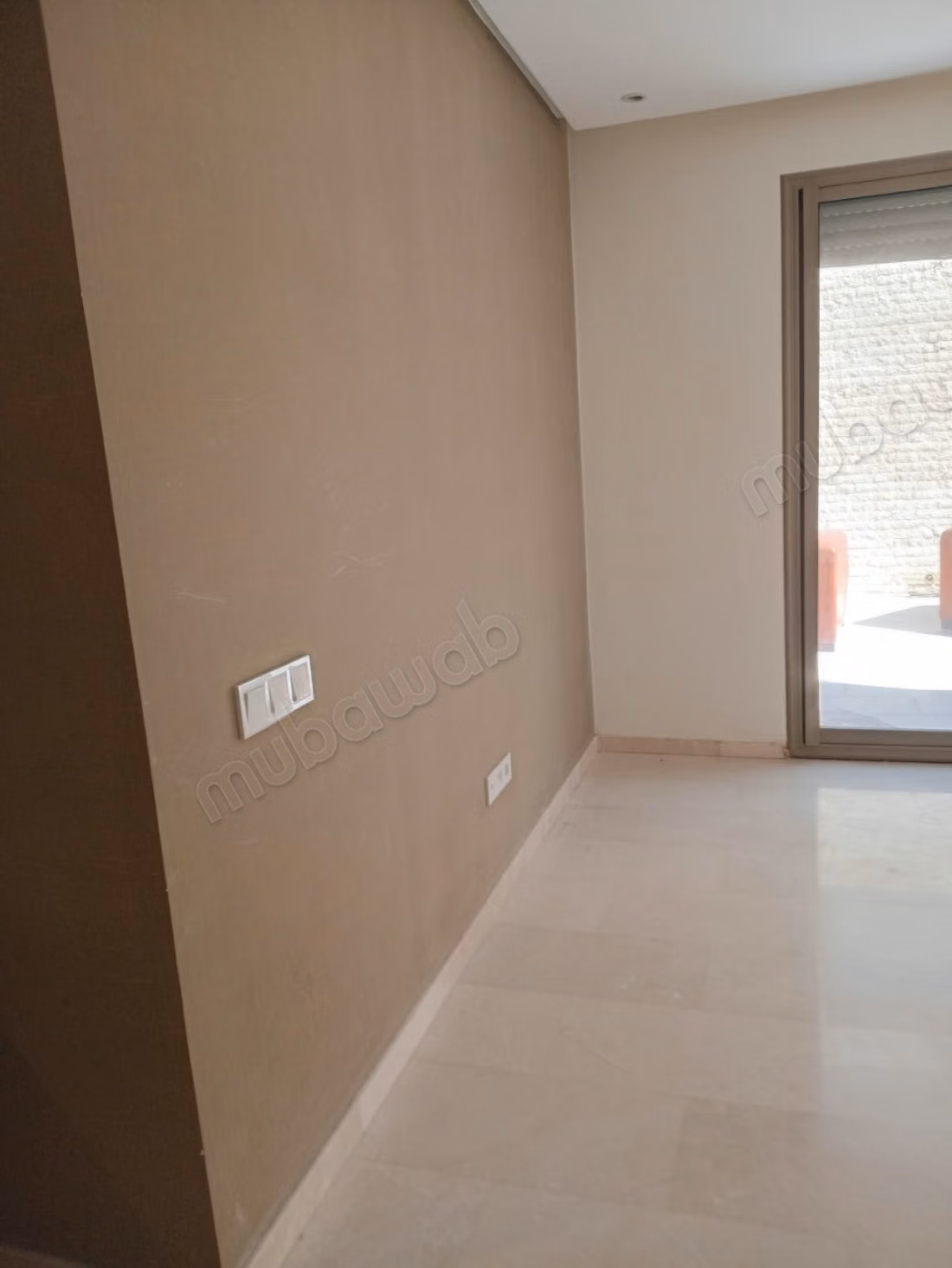 Appartement vide à louer –les princesses