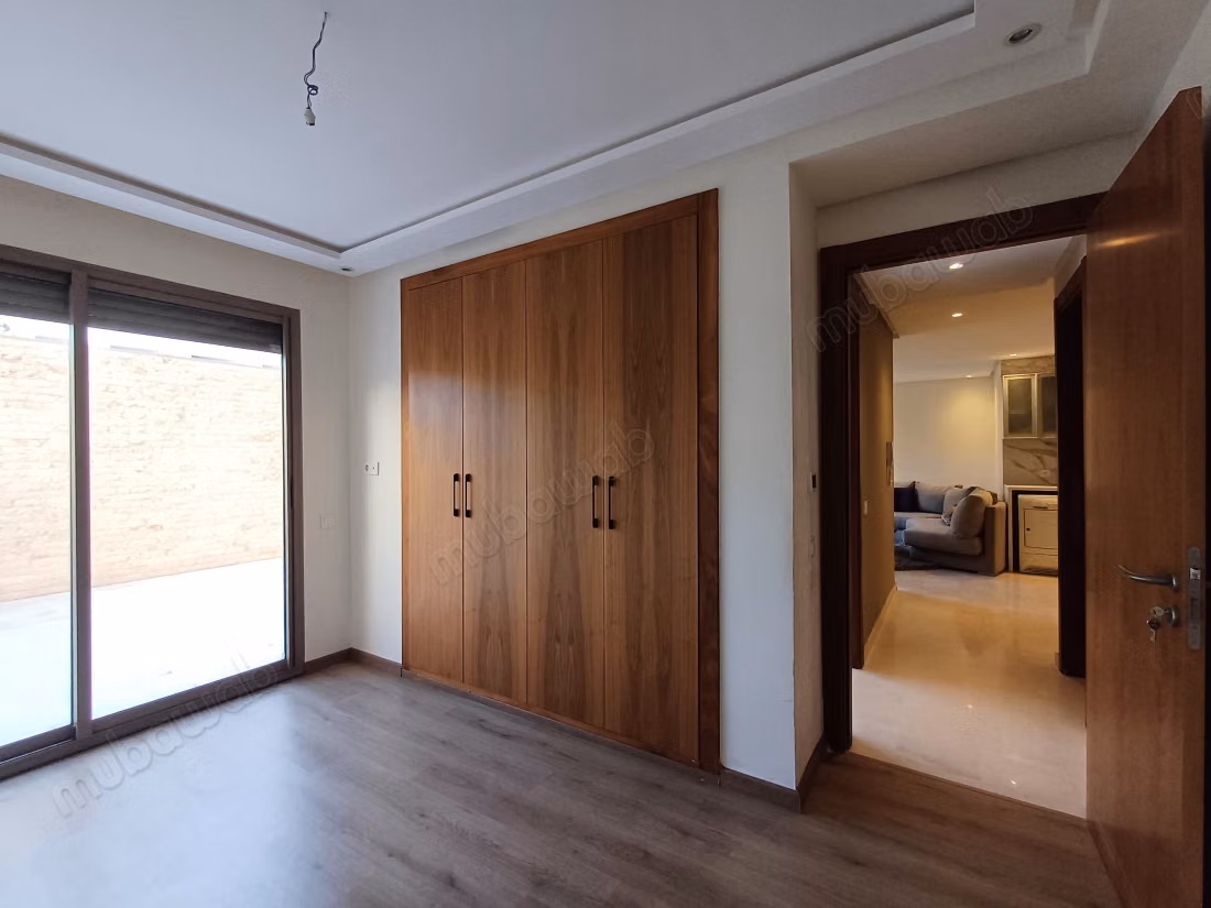 Appartement vide à louer –les princesses