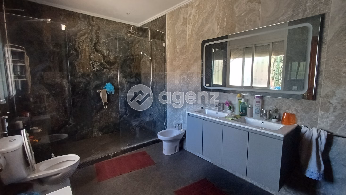 Villa à vendre 652 m², 8 chambres 
Californie Casablanca
