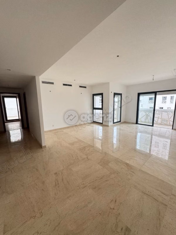 Appartement à louer 138 m², 3 chambres 
Casablanca Finance City 
Casablanca