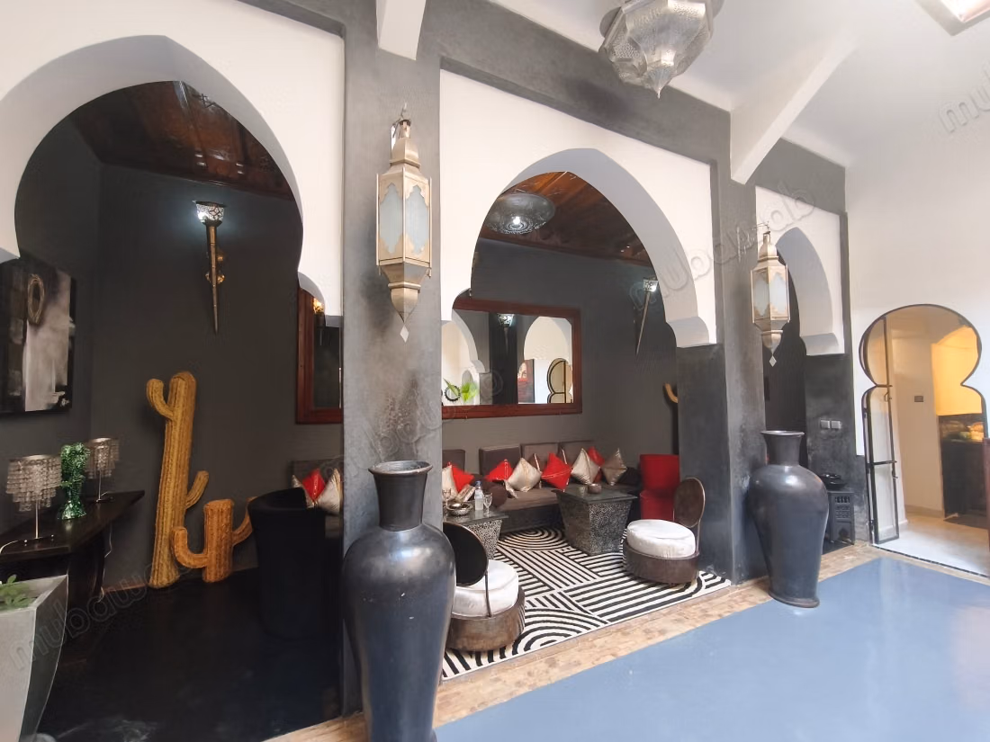 Somptueux riad titré de 132 M2 au sol