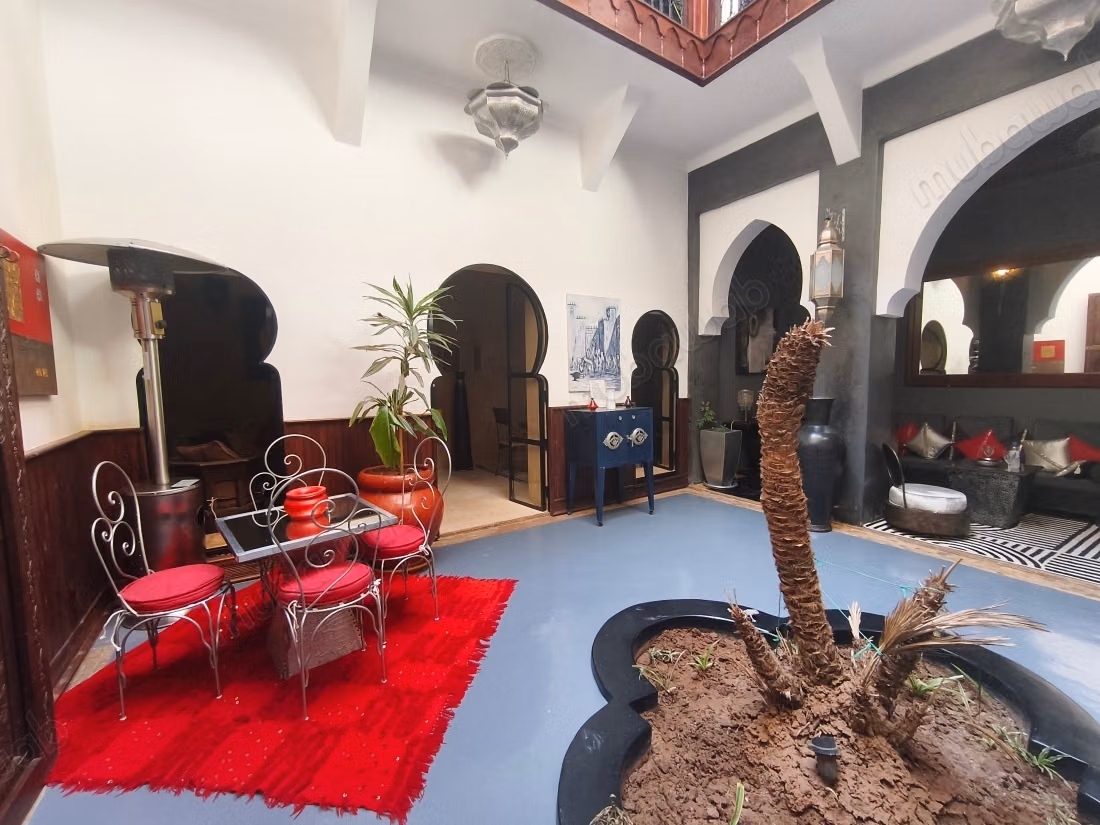 Somptueux riad titré de 132 M2 au sol