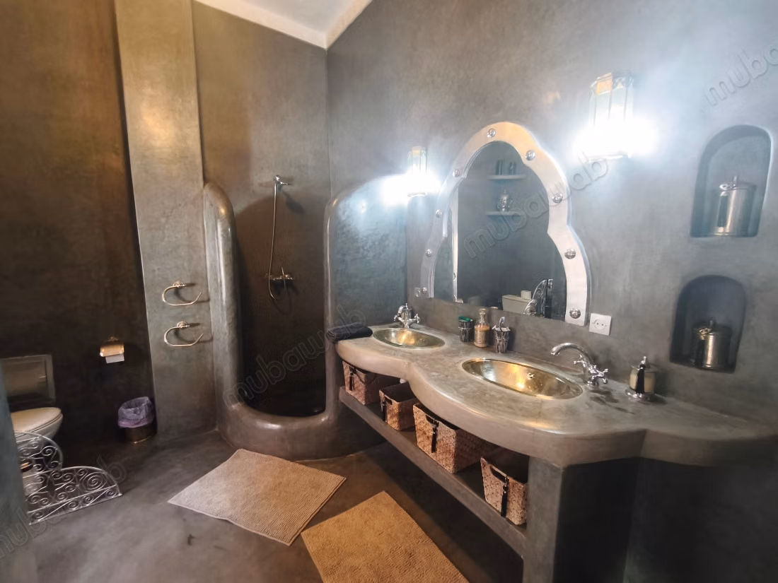 Somptueux riad titré de 132 M2 au sol